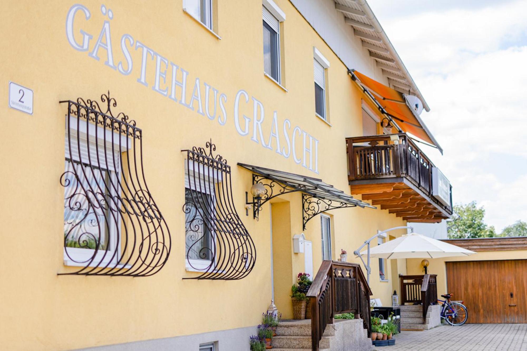 Flataid Gaestehaus Graschi - Steinbergstrasse Грац Екстер'єр фото